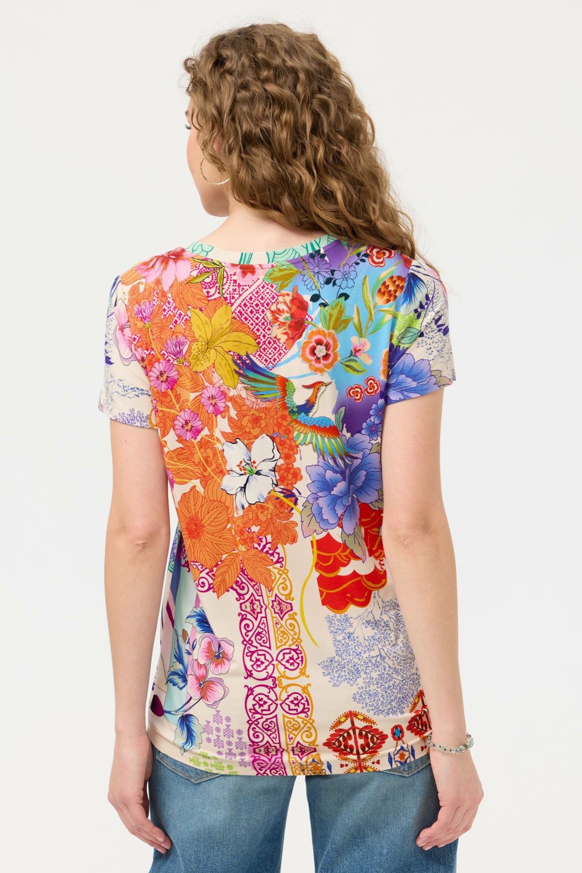 The Janie Favorite Short Sleeve V-Neck Tee