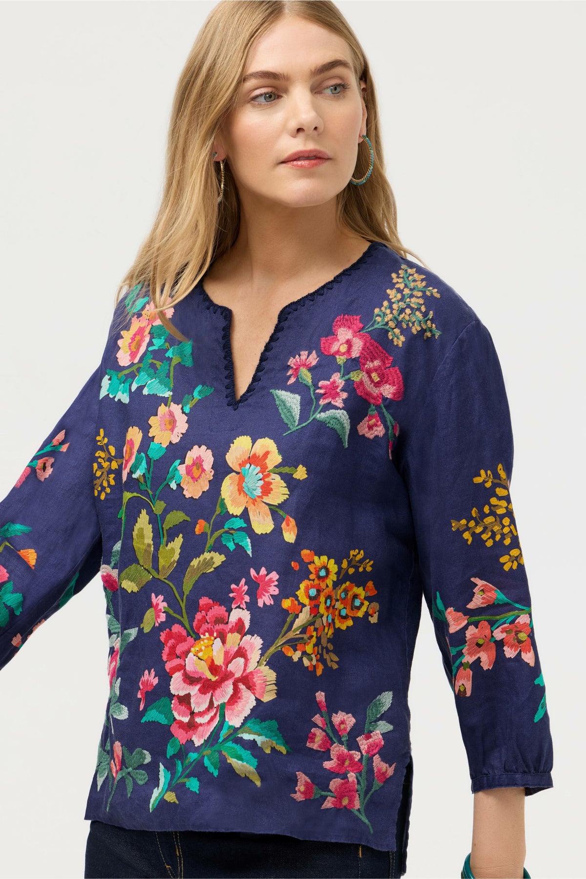 SPLIT NECK LINEN BLOUSE